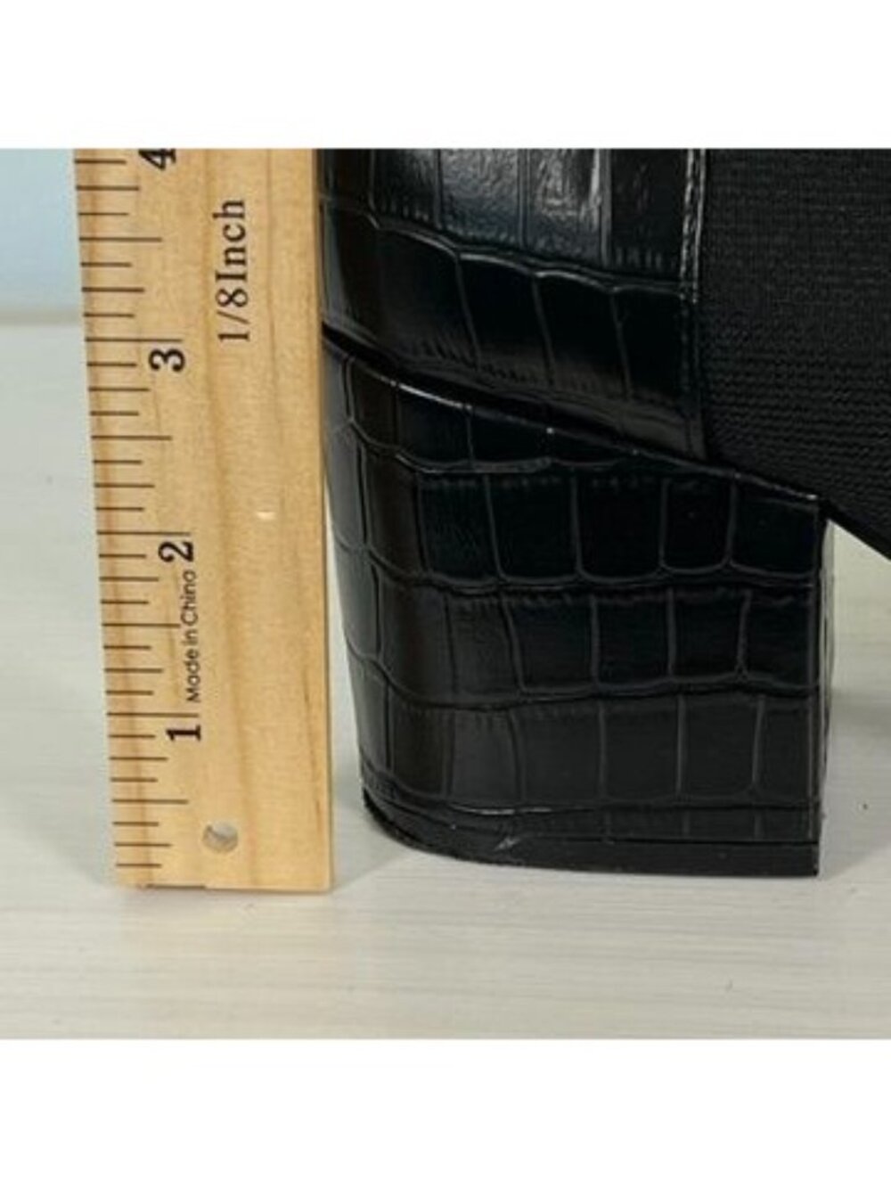 Kenneth Cole Black Croc Embossed Ankle Boots Block Heel Women Sz 9 NWOB 90s Y2K - Picture 12 of 14